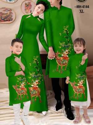 1676867428 vai ao dai nam mau moi (14)